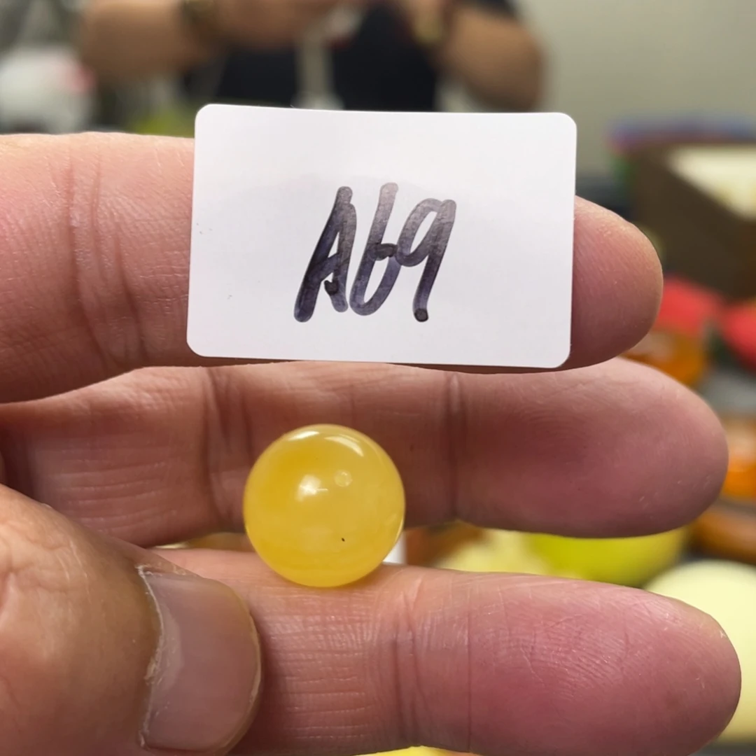 手链琥珀未镶嵌多样性发，发其中一件