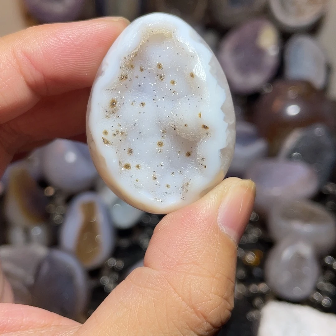 未镶嵌水晶大型摆件（非配饰）