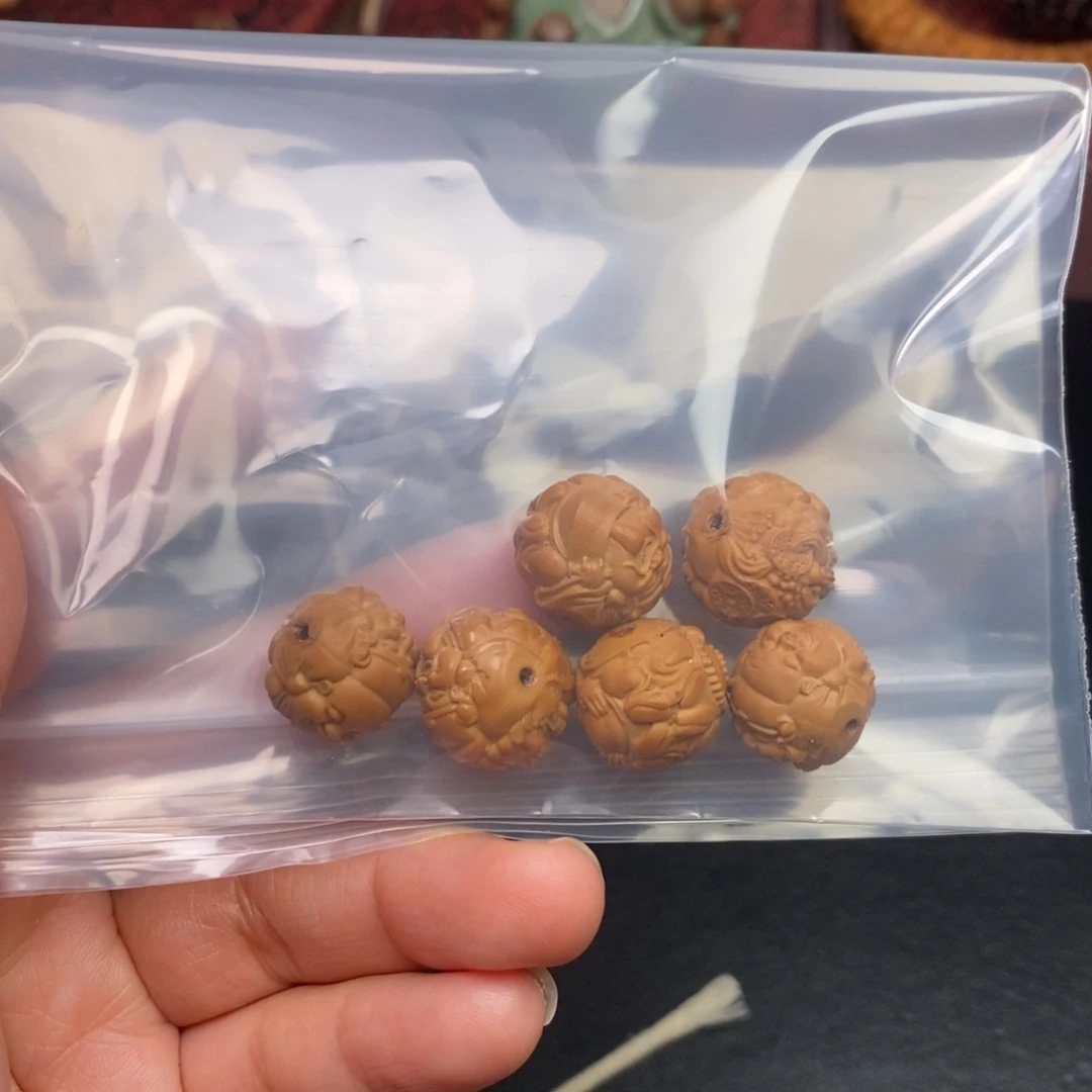 爱***蜂猴头核桃吊坠橄榄猴头