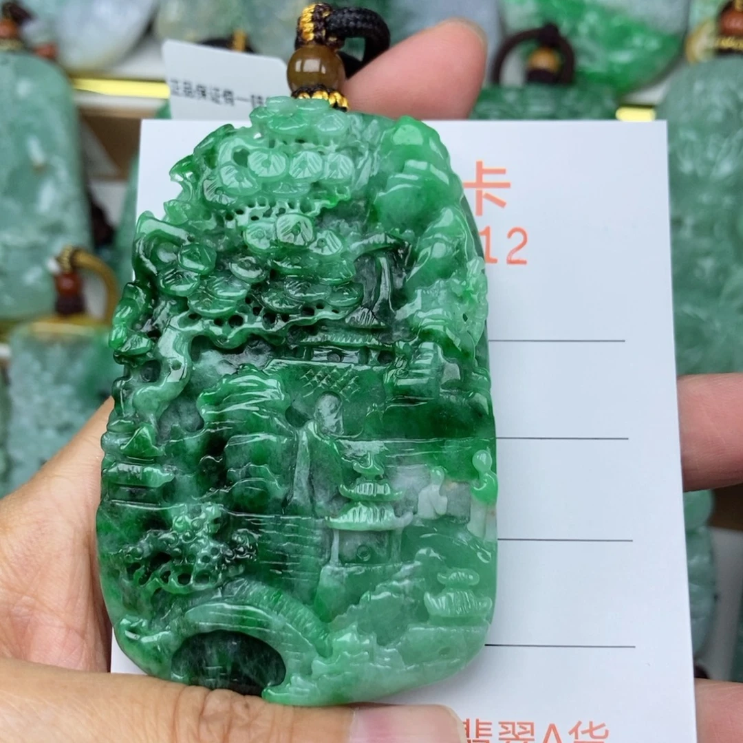 翡翠未镶嵌颈饰吊坠