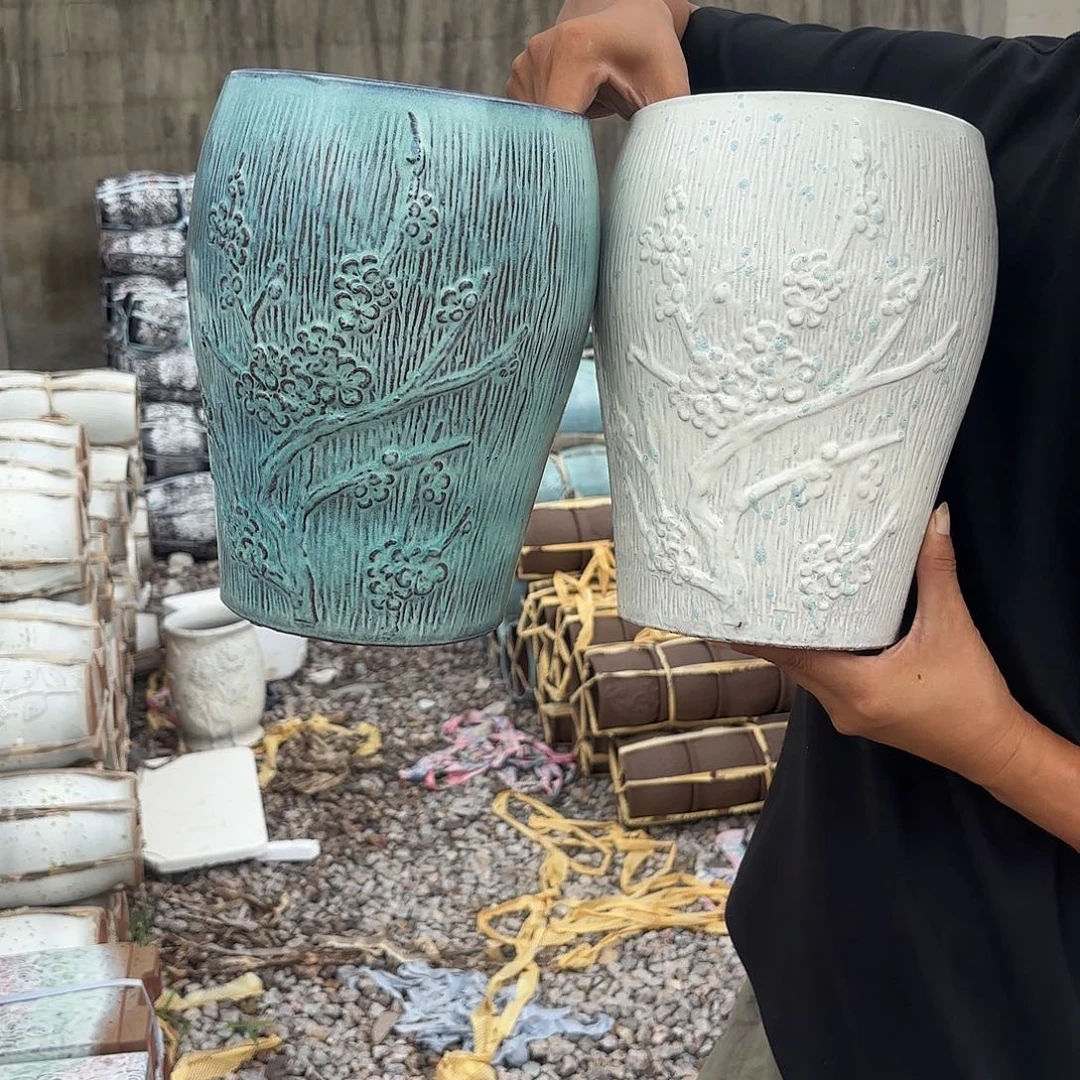 梅花两个色口径18高度28