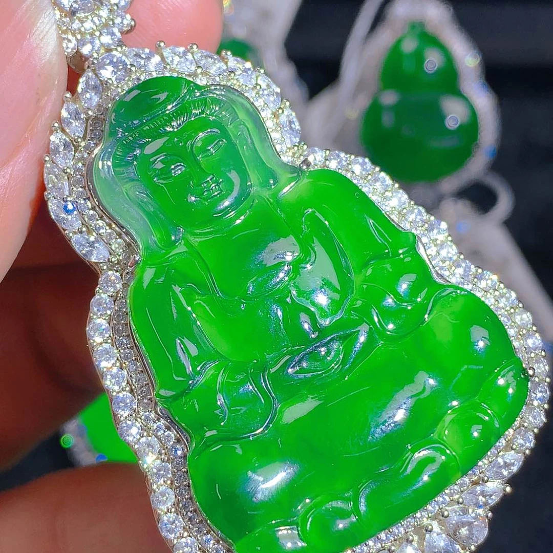 翡翠颈饰银S925镶嵌吊坠