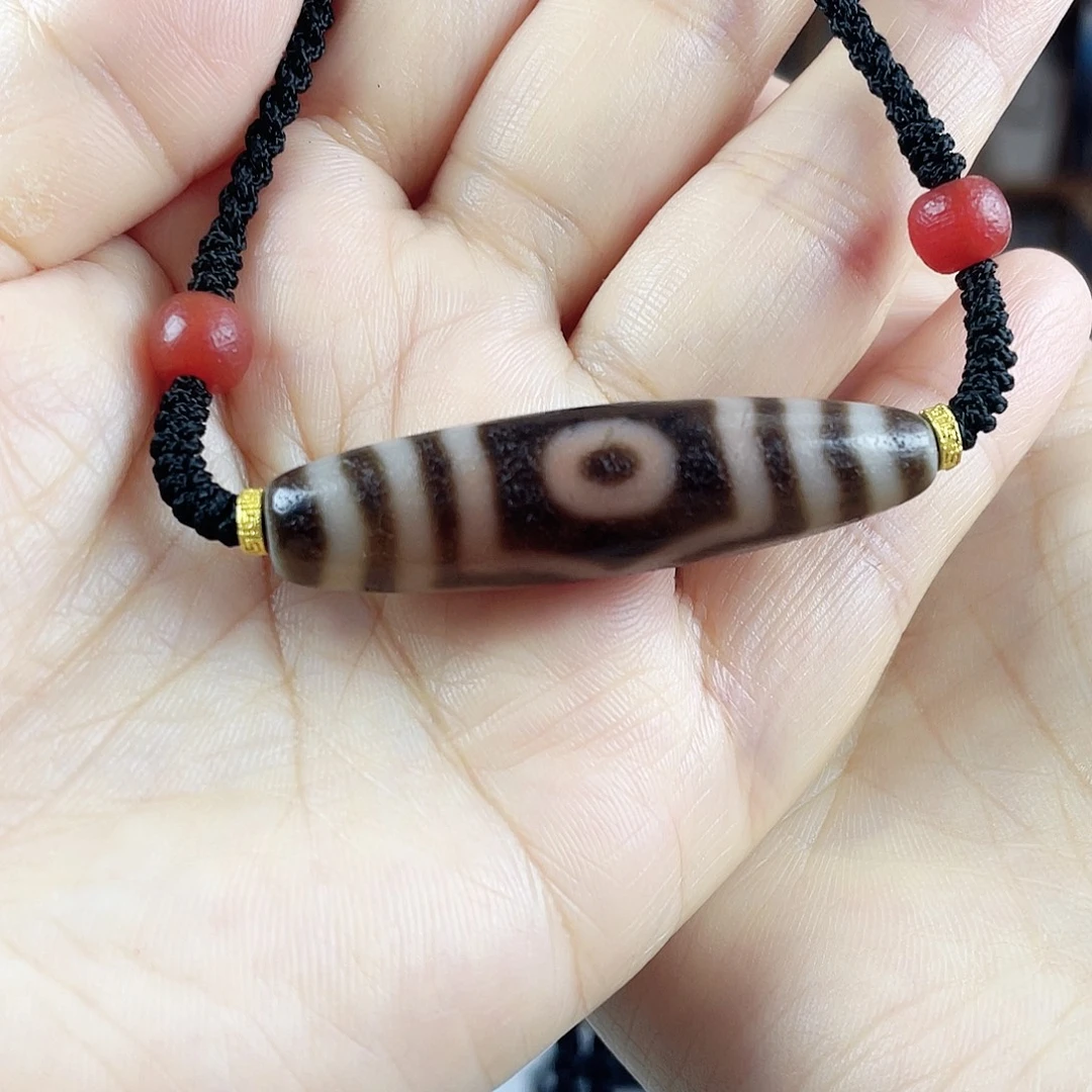 玛瑙/玉髓合金颈饰曲贡