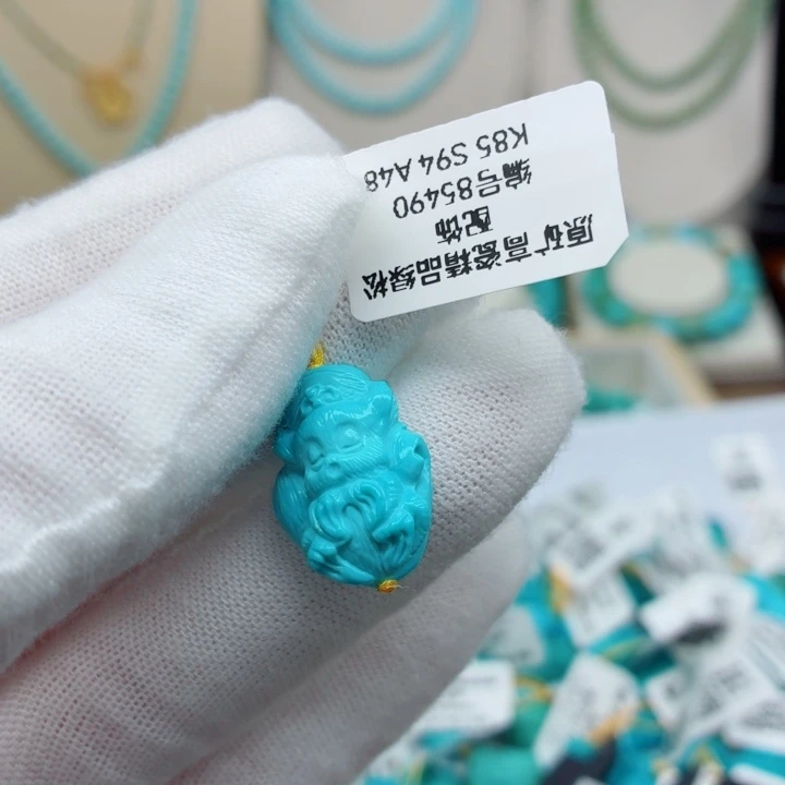未镶嵌绿松石珠宝奇石