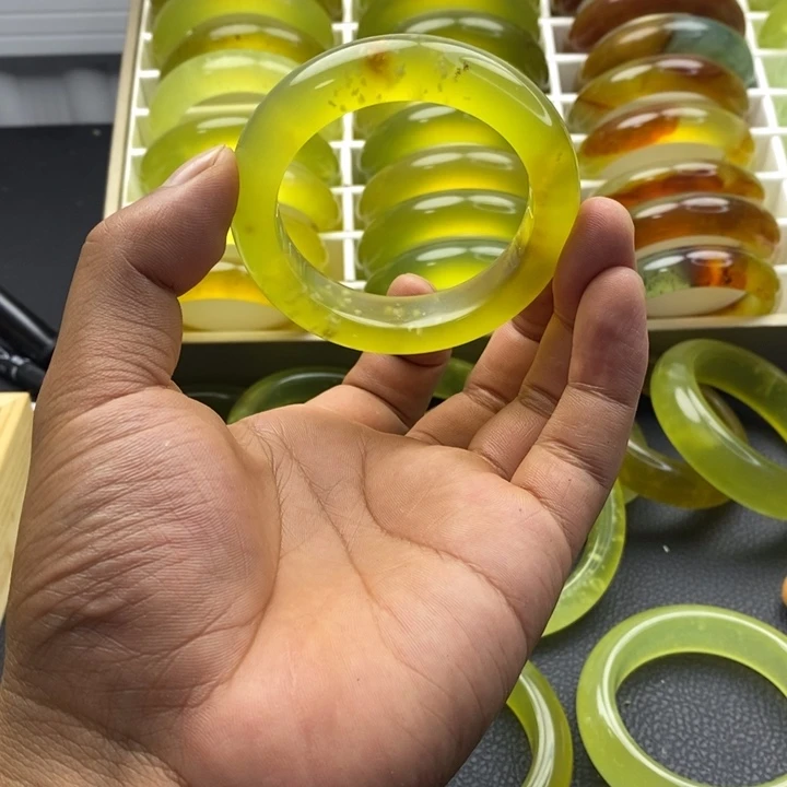 合金蛇纹石玉手镯52