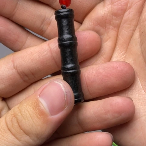 自***翔和田玉未镶嵌颈饰