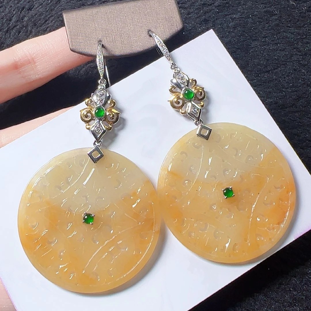 翡翠耳饰18K金镶嵌签收后24小时鉴赏期，过时不退