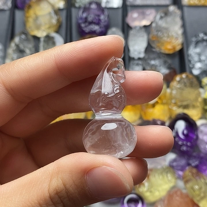 未镶嵌颈饰水晶水晶吊坠