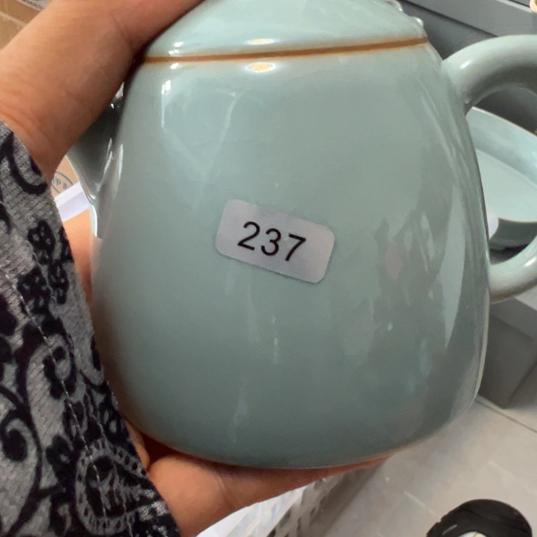 天青色汝瓷壶微瑕