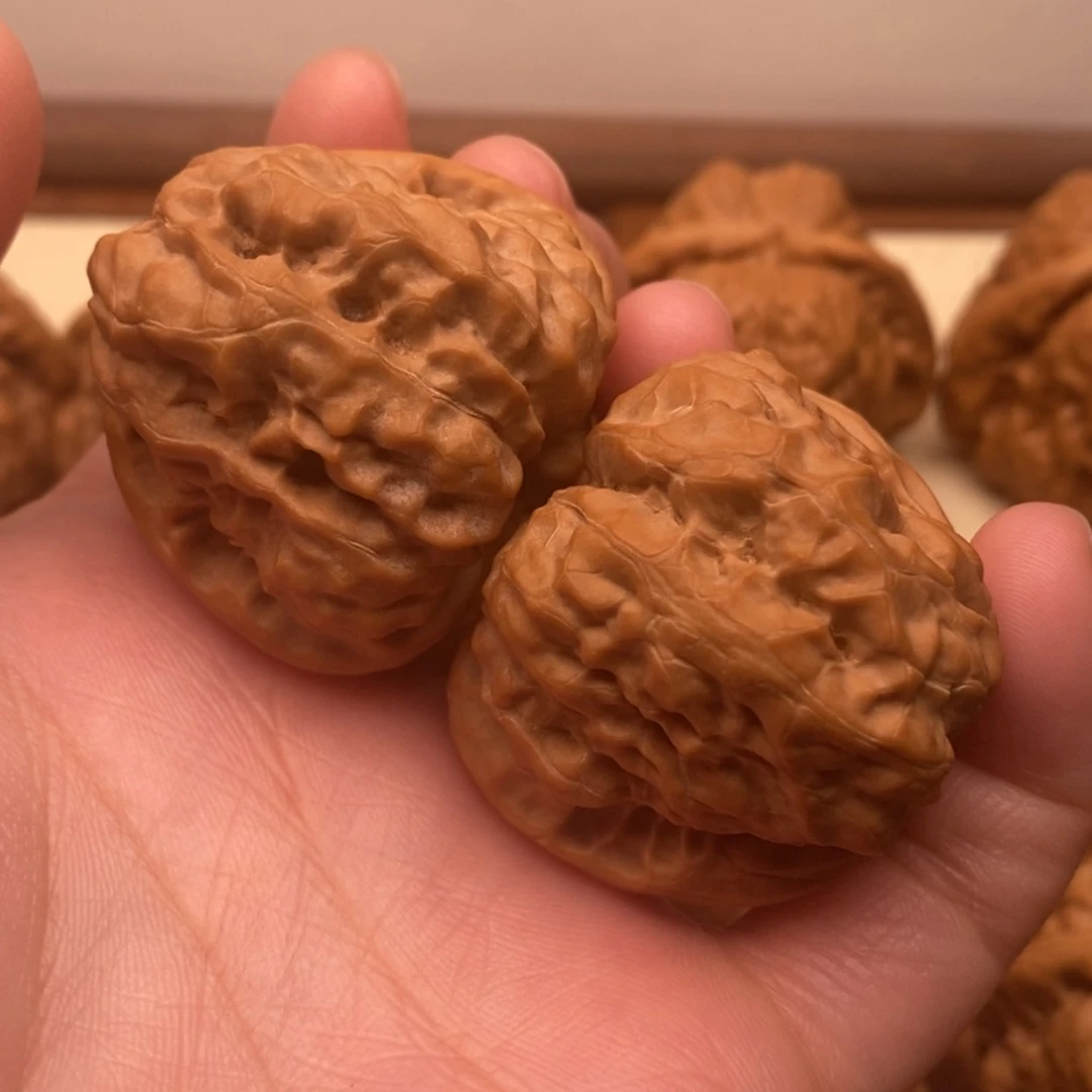 【闪购商品】把件文玩核桃边39左右