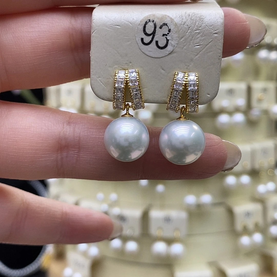 淡水珍珠银S925镶嵌耳饰