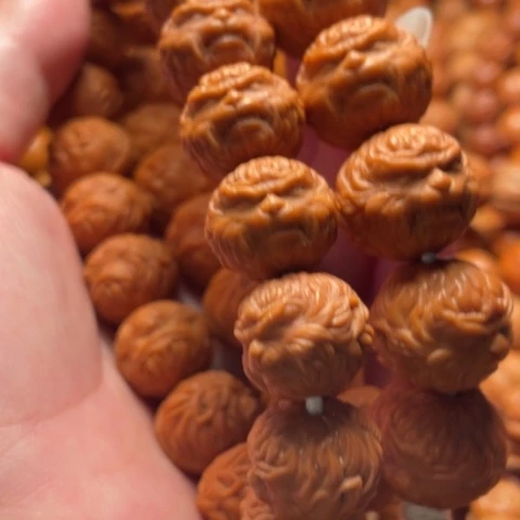 猴头核桃手串拜**侯舞台