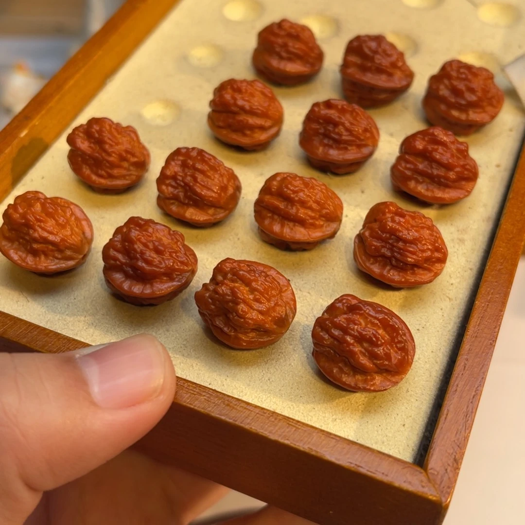 文玩核桃手串蛤蟆头