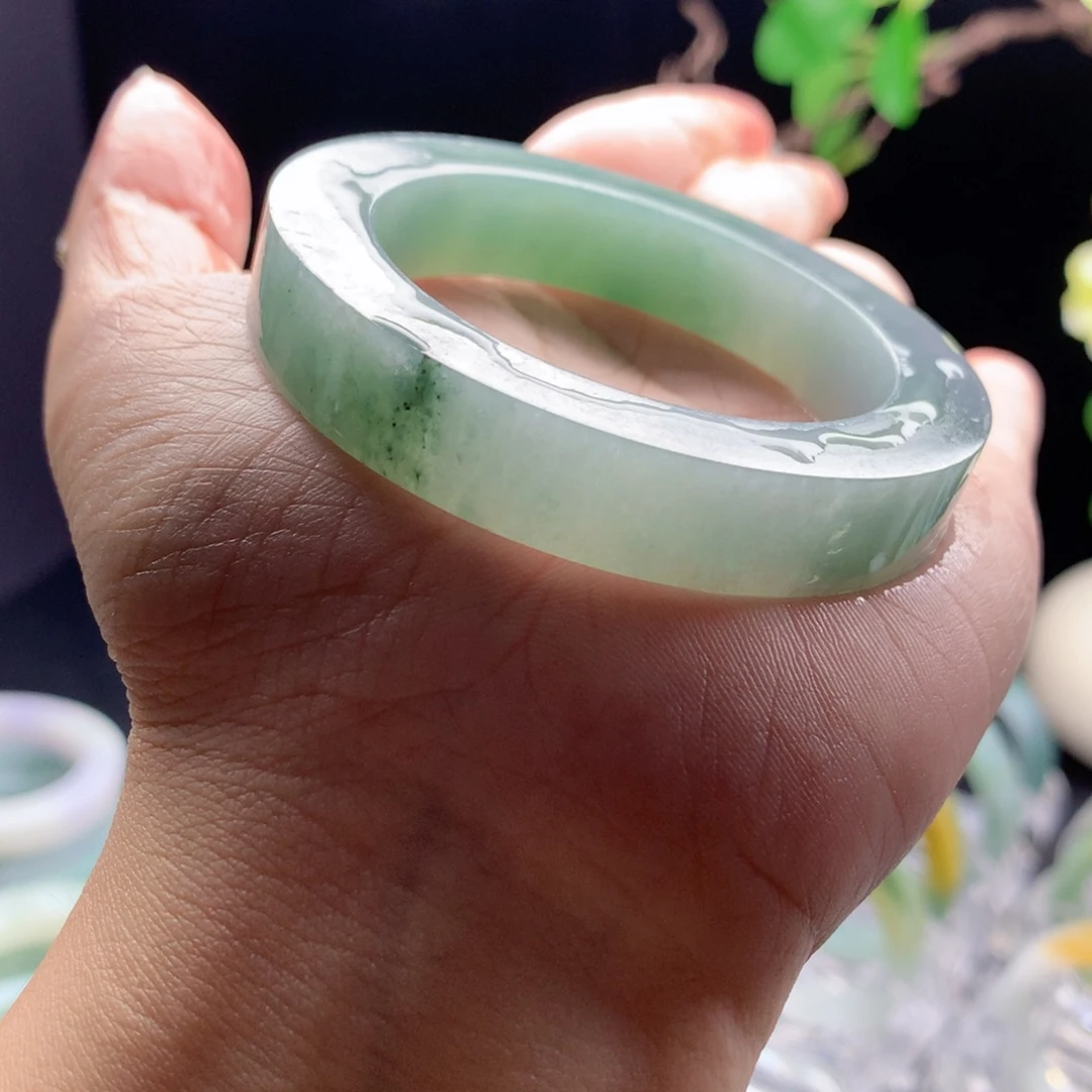 桃***味定制翡翠未镶嵌翡翠手镯51