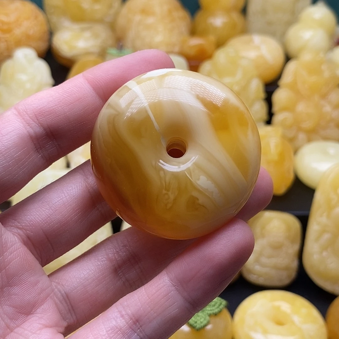 琥珀颈饰未镶嵌琥珀蜜蜡吊坠