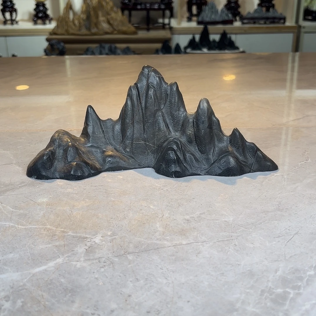 呵***~灵璧石手工雕刻奇石摆件