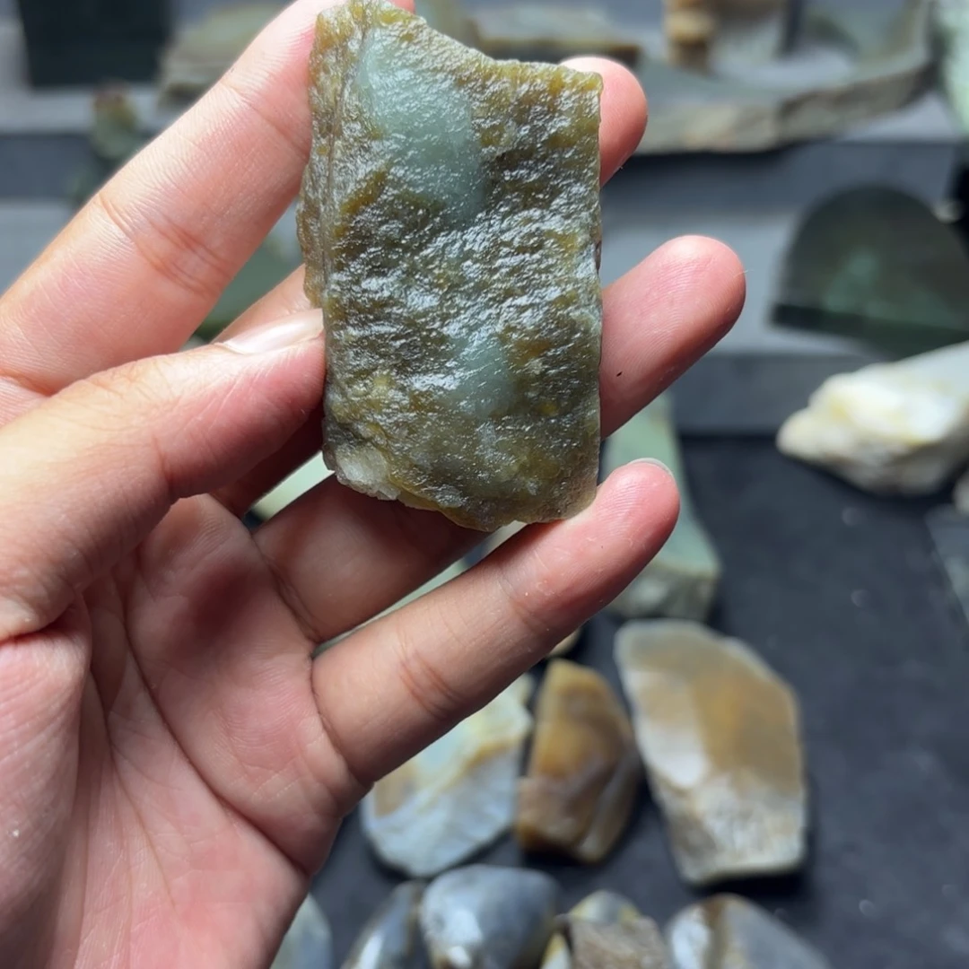 和田玉（糖玉）未镶嵌珠宝半成品