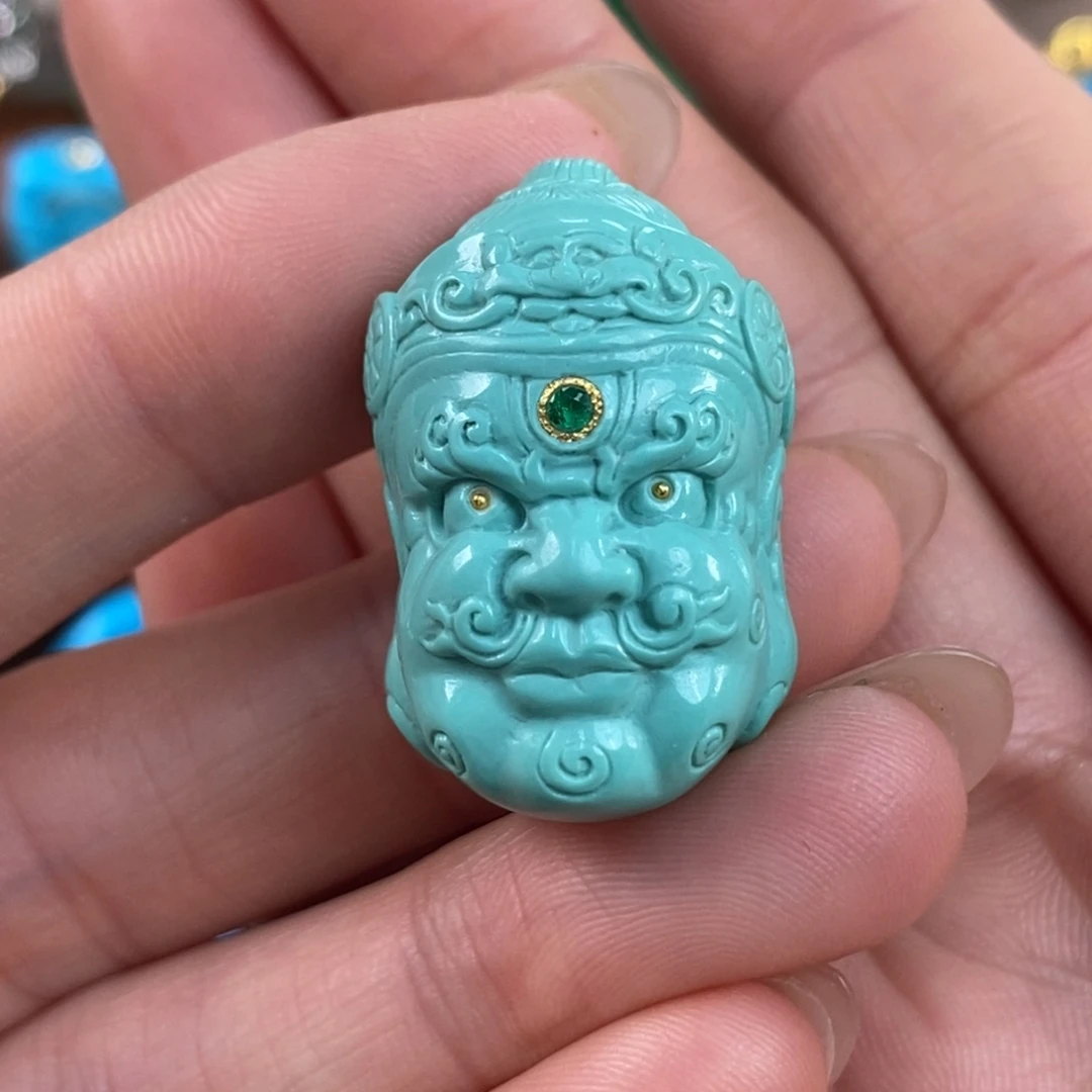 绿松石未镶嵌。财宝天王头