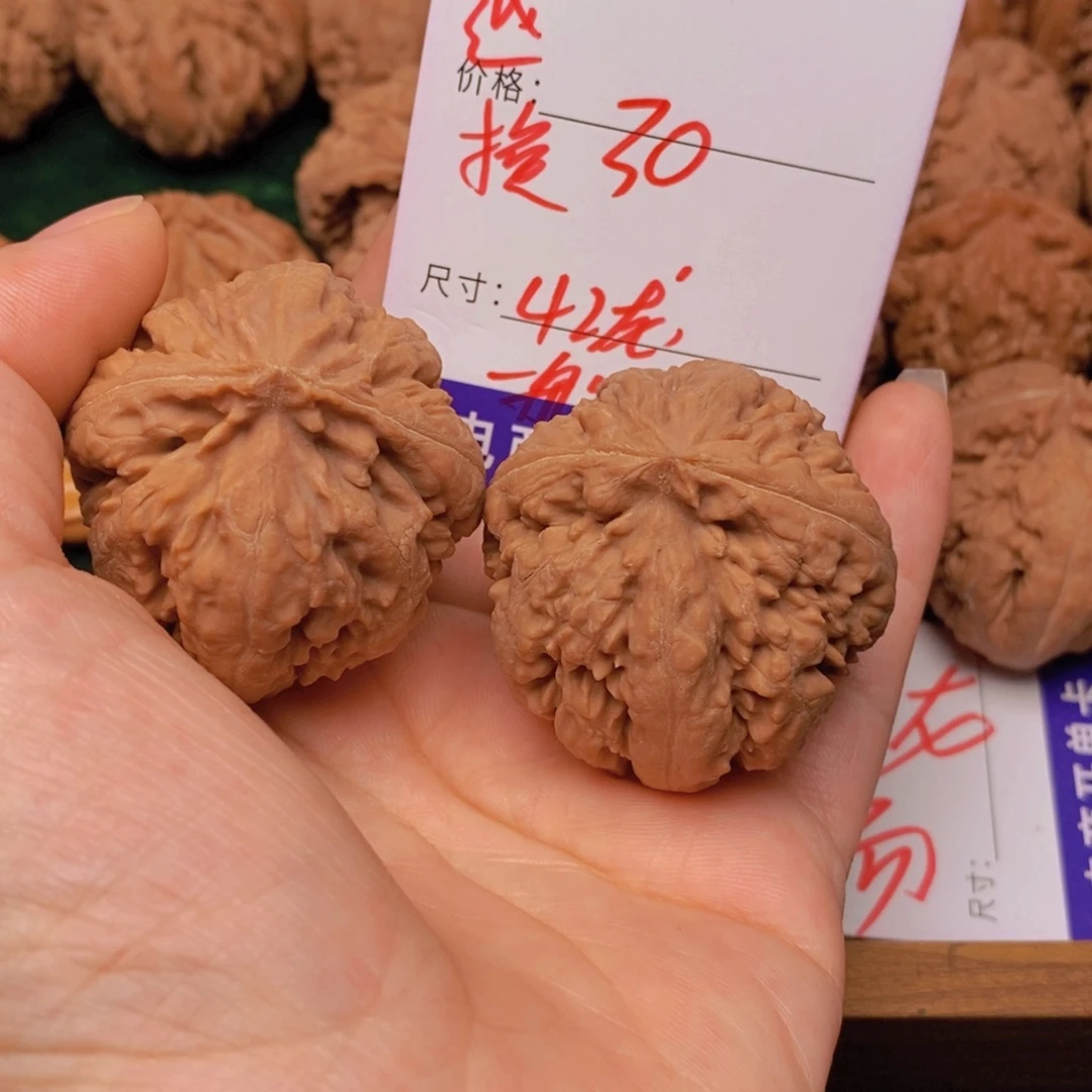 好***人文玩核桃霸王龙核桃