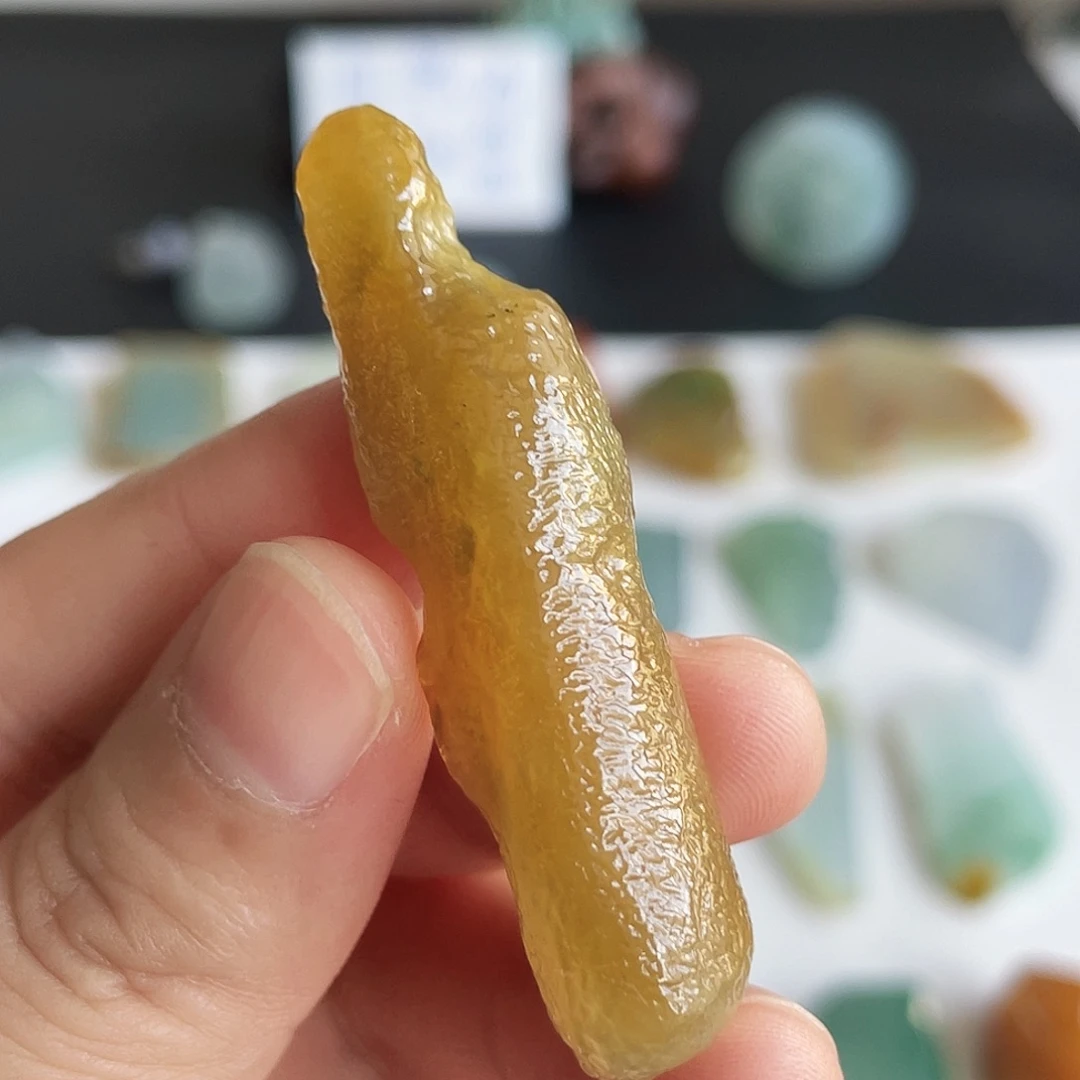 定制翡翠未镶嵌包工