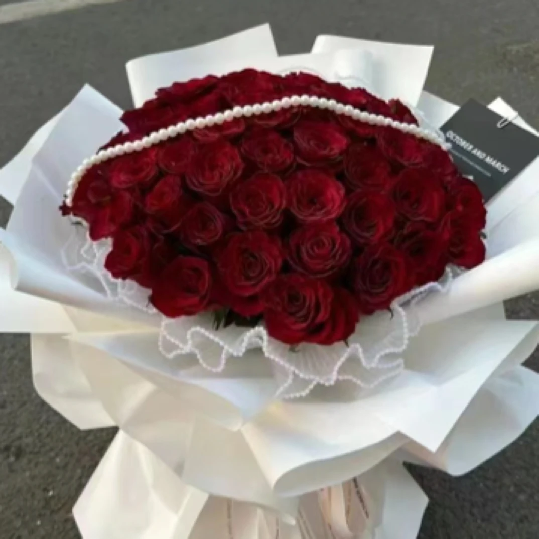 99朵红玫瑰花束送亲友送爱人生日礼品
