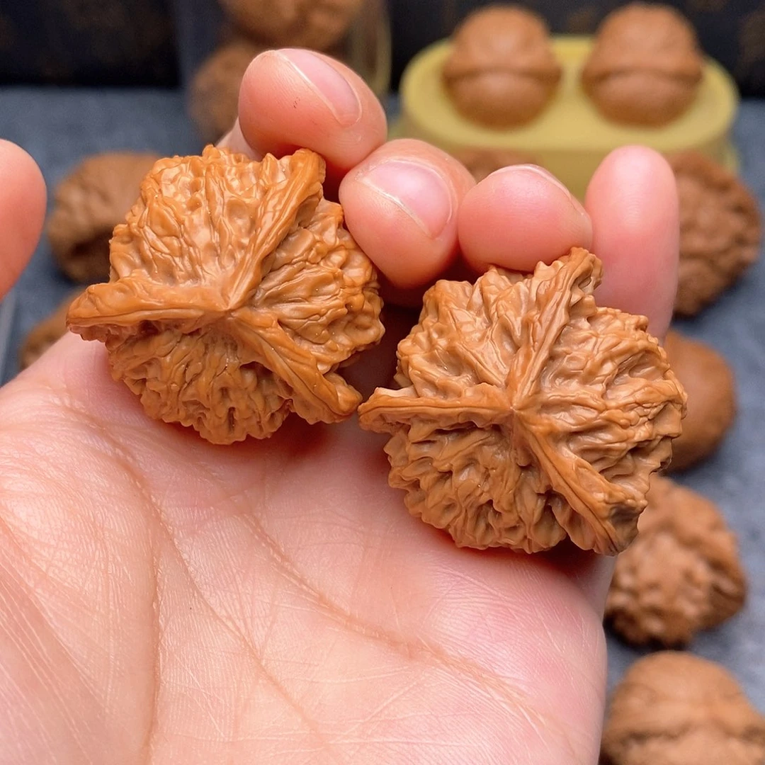 文玩核桃把件么*伟三棱35全品