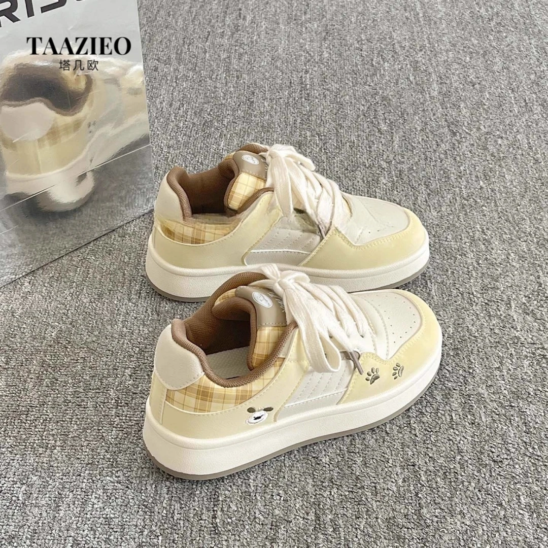 TAAZIEO低帮板鞋女款2025新款爆款厚底小白鞋子女鞋百搭面包鞋