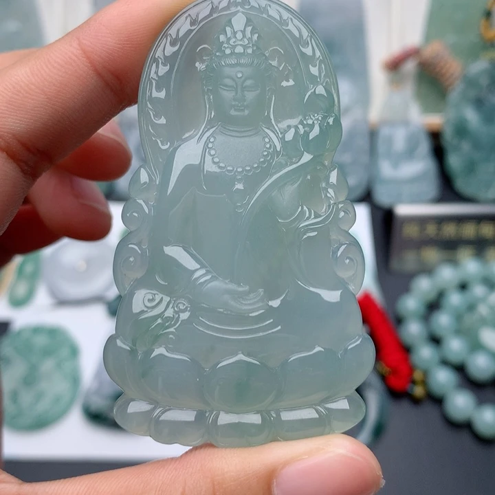 华***哥翡翠未镶嵌颈饰观音