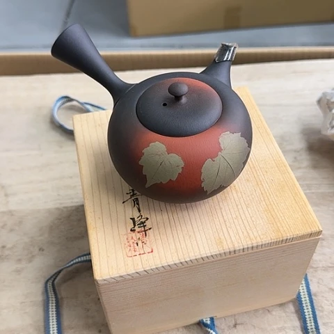 瓷器。瓷器。瓷器。