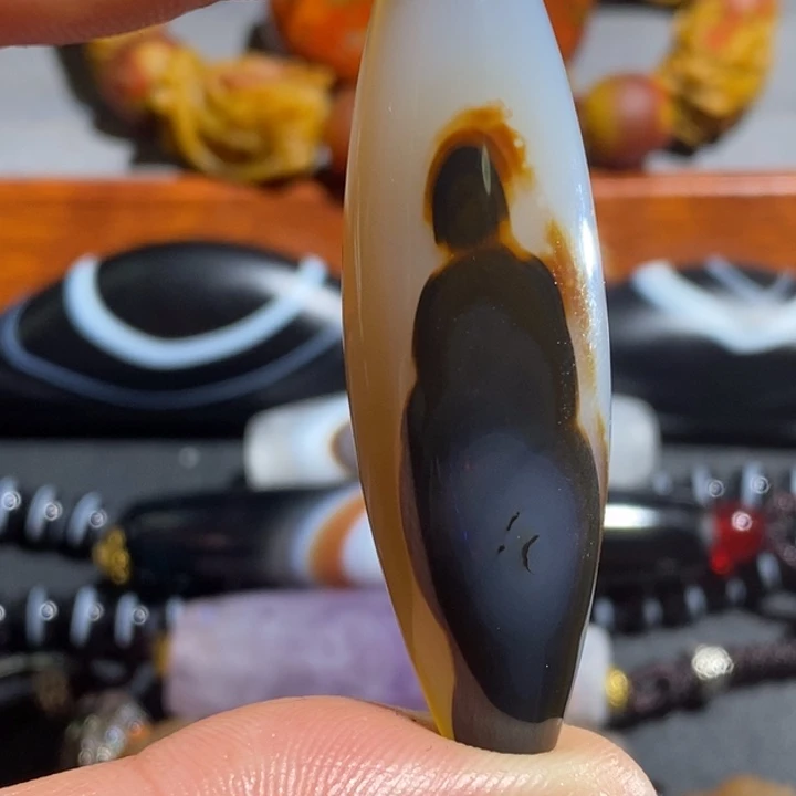 T***甜玛瑙/玉髓未镶嵌颈饰