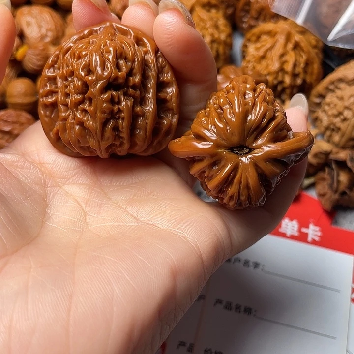 文玩核桃吊坠四座楼