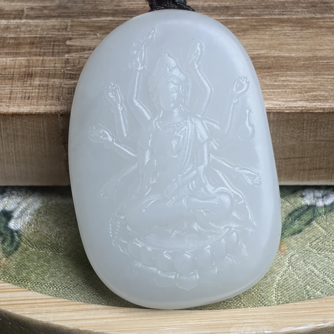 千手观音玉佩A052