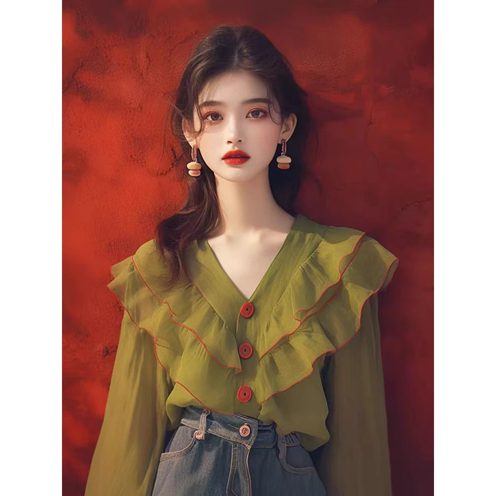3693 早秋新款衬衫爆款小众别致高级感韩系减龄绿色V领荷叶边上衣