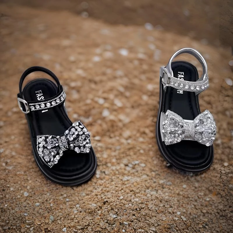 巧嘟嘟女童公主凉鞋聚氨酯超轻底28-38码镶钻款