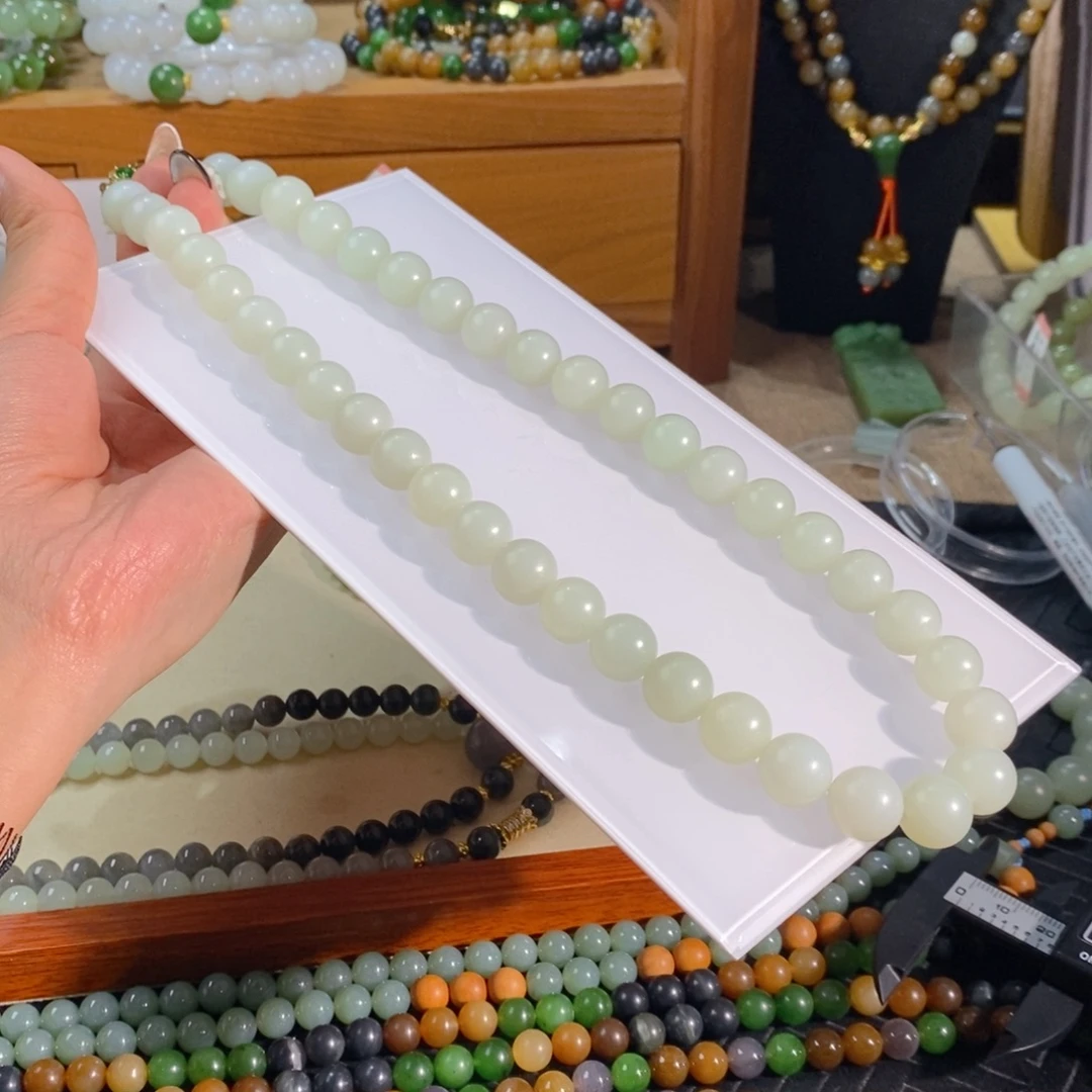 和田玉未镶嵌手链