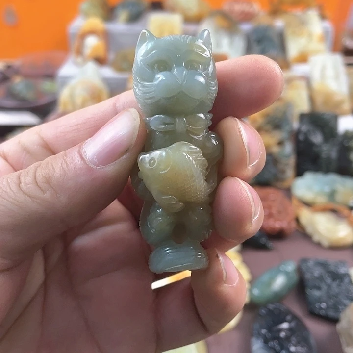 蛇纹石玉颈饰未镶嵌向****！