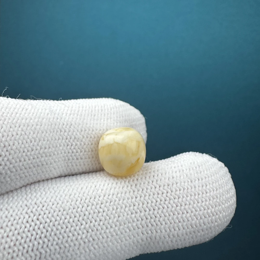 M6312天然原矿蜜蜡 墩子9.8*8.8mm 支持鉴定假一罚十