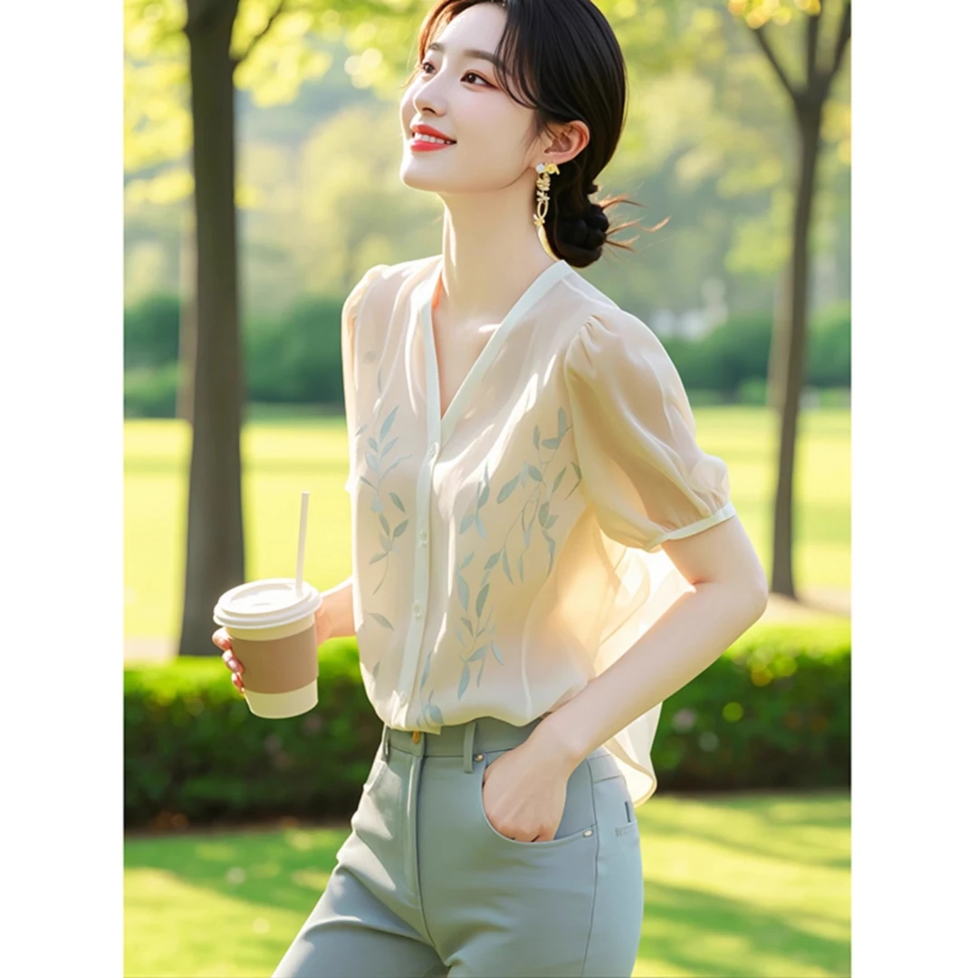 拉夏贝尔短袖衬衫女款爆款2025网红洋气女炸街纯欲慵懒风衣服女装