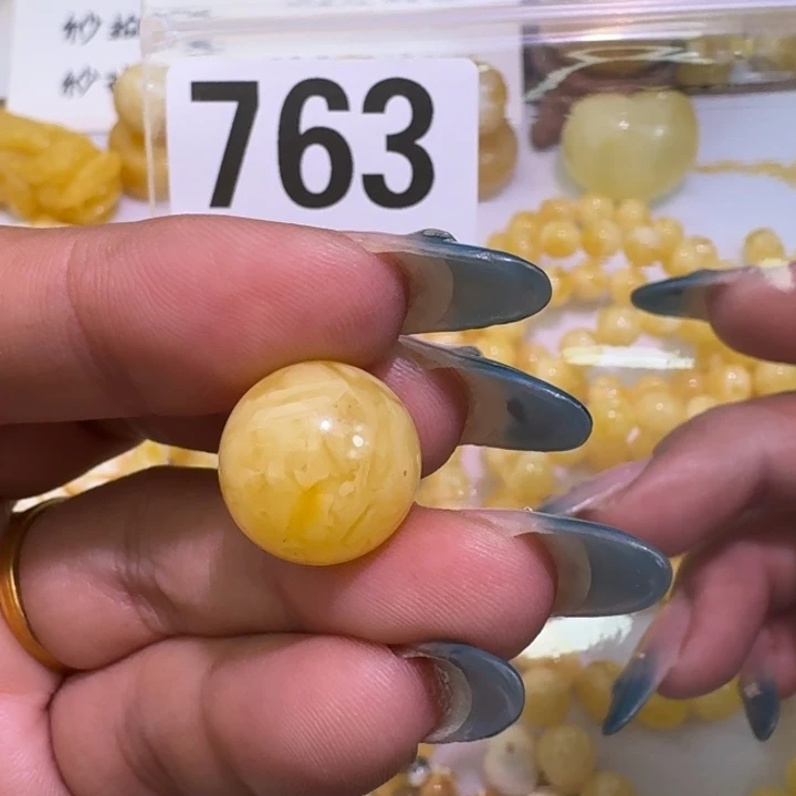 裸石琥珀未镶嵌14.6微瑕