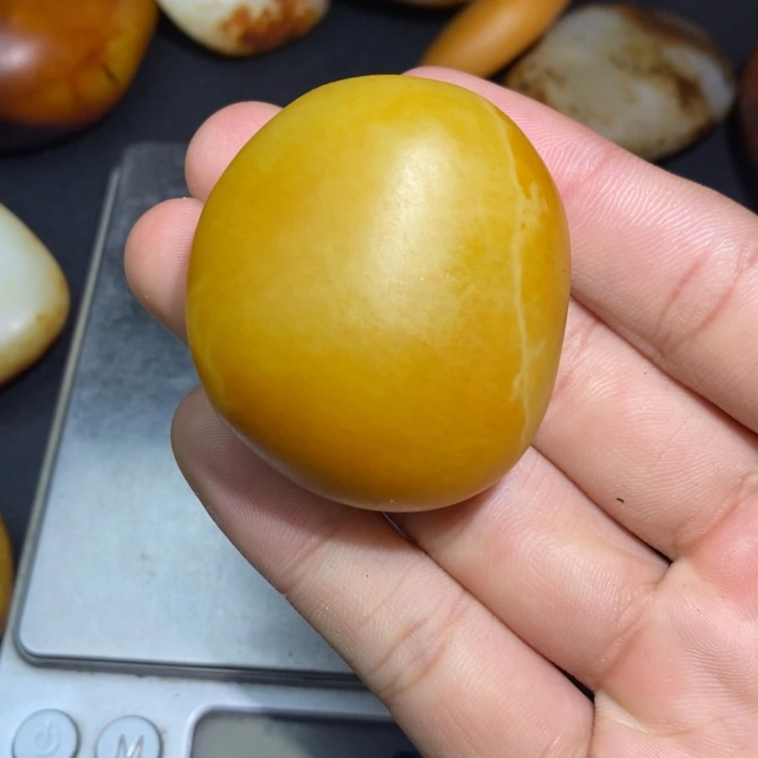 和田玉未镶嵌珠宝奇石