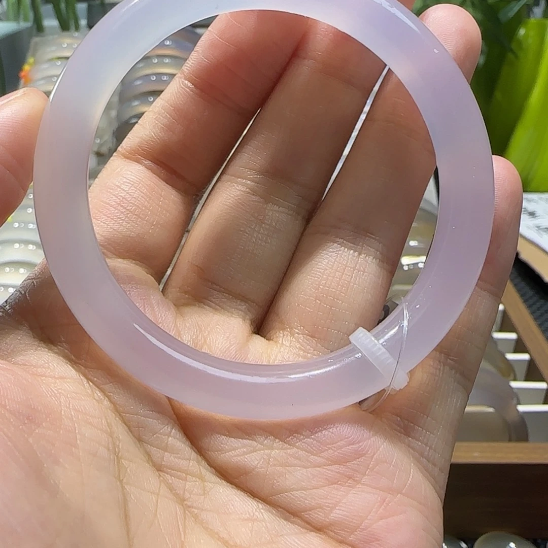 玛瑙/玉髓未镶嵌手镯白冰紫
