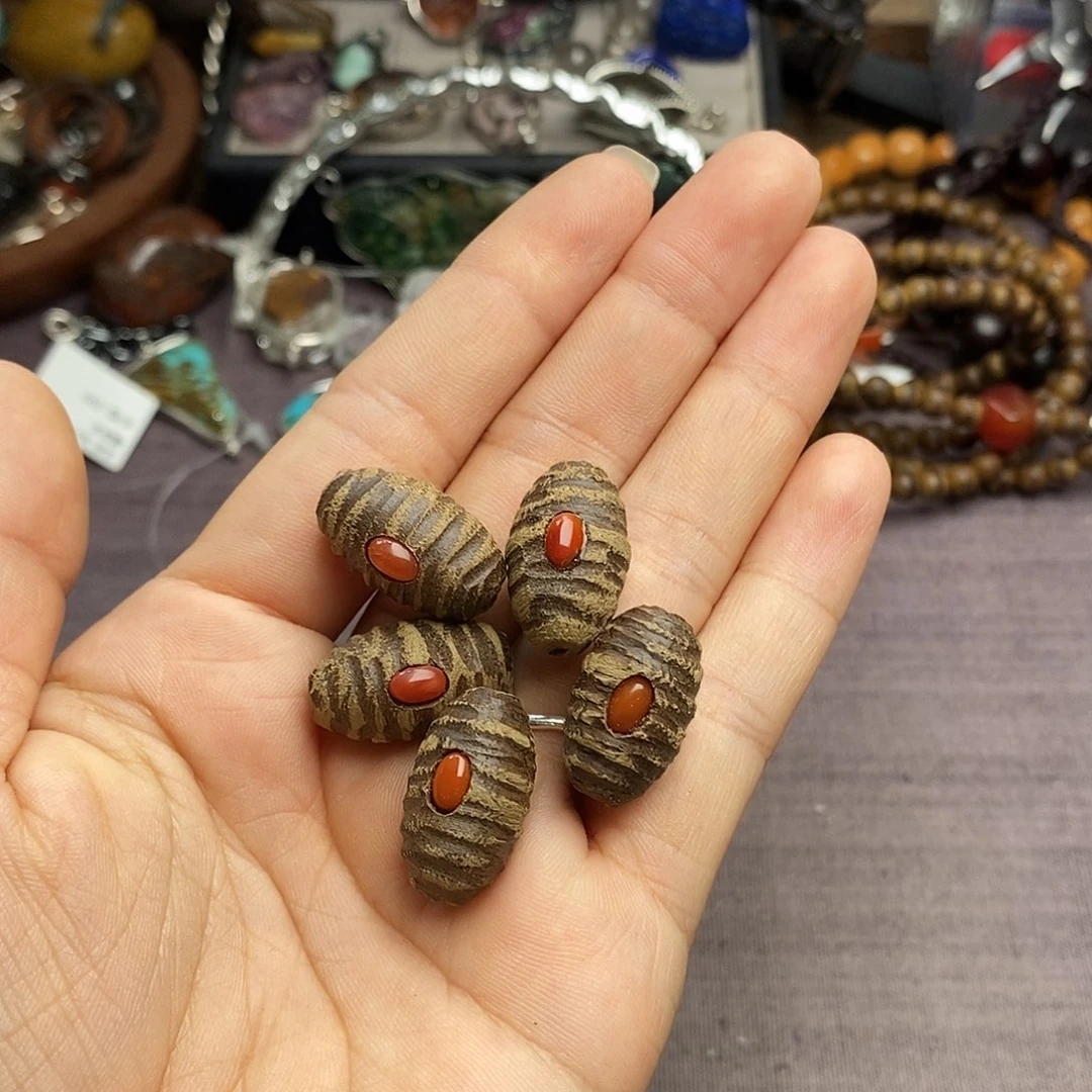 石英石设计款吊坠