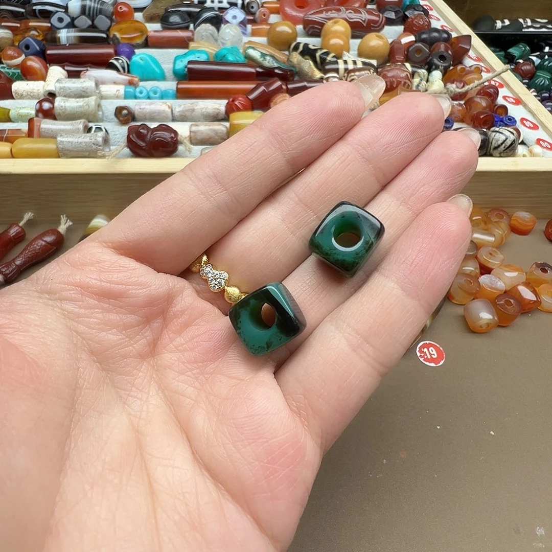 玛瑙/玉髓未镶嵌珠宝半成品