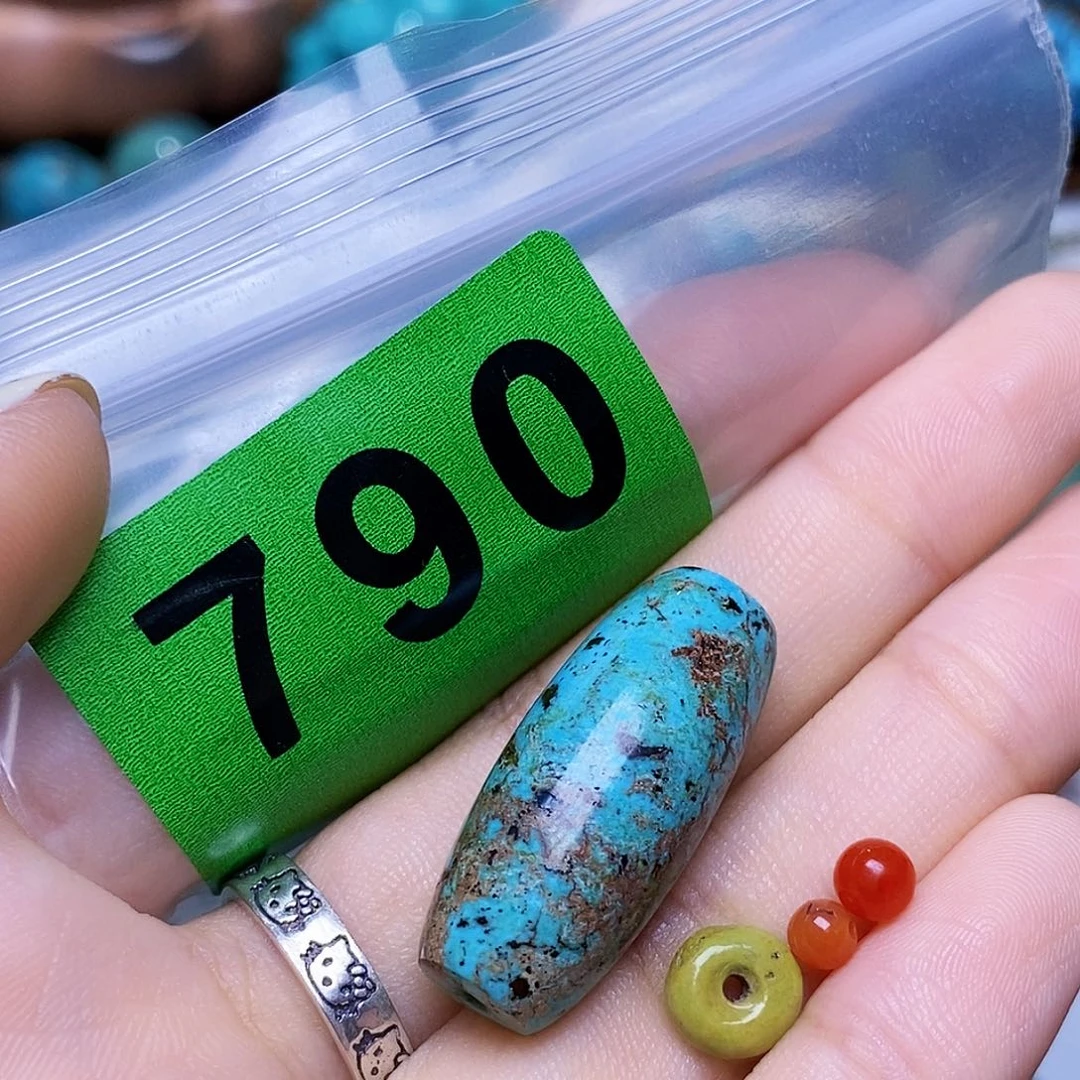 未镶嵌南红玛瑙珠宝奇石