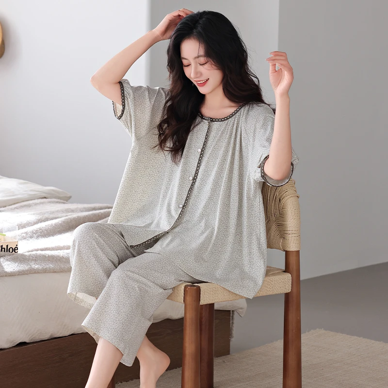 睡衣女夏季莫代尔短袖七分裤圆领开衫宽松大码休闲透气家居服套装