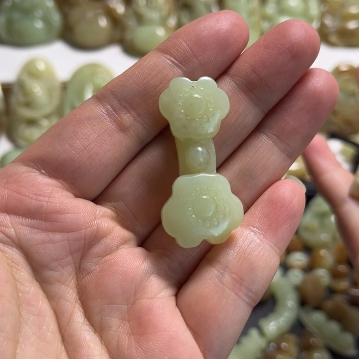 和田玉颈饰未镶嵌薰****7