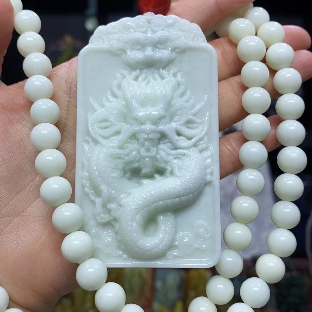 未镶嵌岫玉挂件吊坠