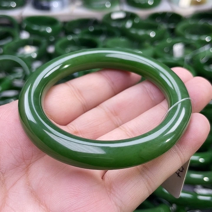 未镶嵌手镯和田玉（碧玉）