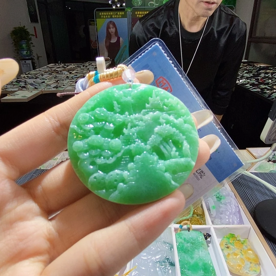 颈饰未镶嵌翡翠翡翠