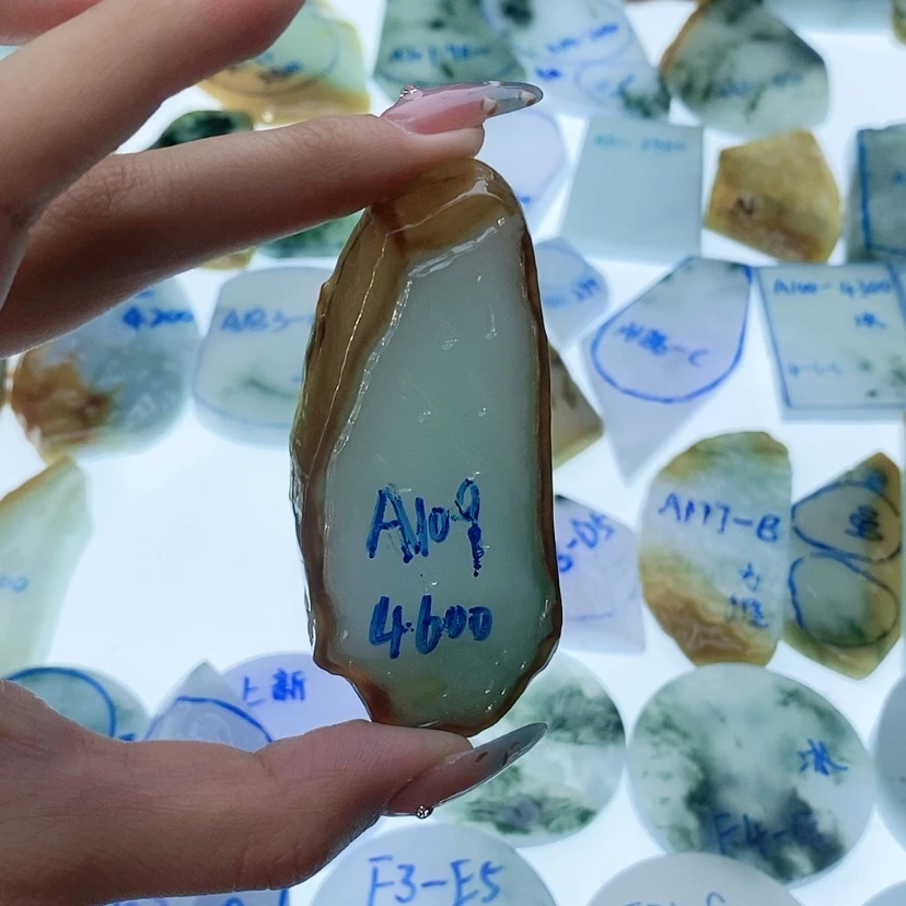 【闪购商品】未镶嵌定制翡翠子*